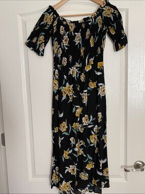 Mello Day  Black Floral Off-Shoulder Midi Dress with Yellow Bloom Print